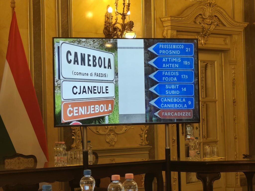 Primjeri geografskih imena prikazani na 30. sastanku ECSEED-a.